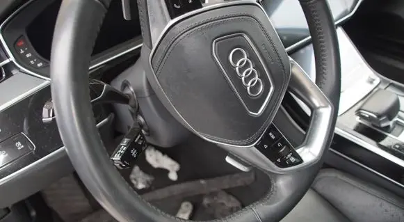 Audi A8 S8 D5 Steering wheel airbag 4N0880201J