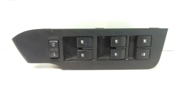 Chevrolet Captiva Electric window control switch 201004082