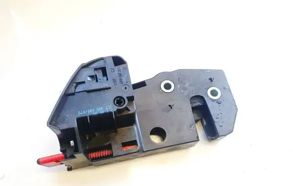 Volkswagen PASSAT B6 Seat back rest lock catch 3c9885681