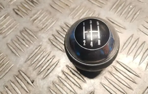 Gear lever shifter trim leather/knob