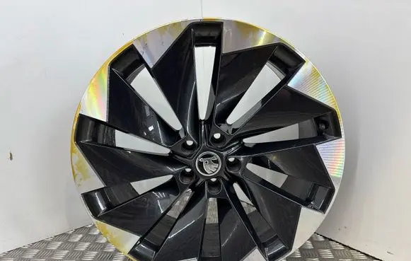 Skoda Enyaq iV R21 alloy rim 5LA601025L