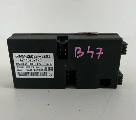 Mercedes-Benz E W211 Seat control module A2118702126 070862 00005582B0