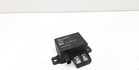 Volvo XC90 Coolant fan relay 31398092