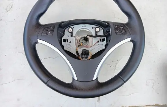 BMW X1 E84 Steering wheel 6795574