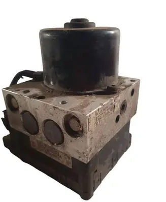 Volkswagen Golf IV ABS Pump 1J0907379P 1J0614117D
