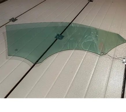 Audi A1 Front door window/glass (coupe) 