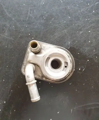 Volvo S60 Oil filter mounting bracket 7S7G6B856A4A EJ6GA E1012013