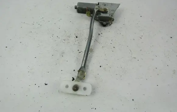 Suzuki Swift Cultus Rear window wiper mechanism 