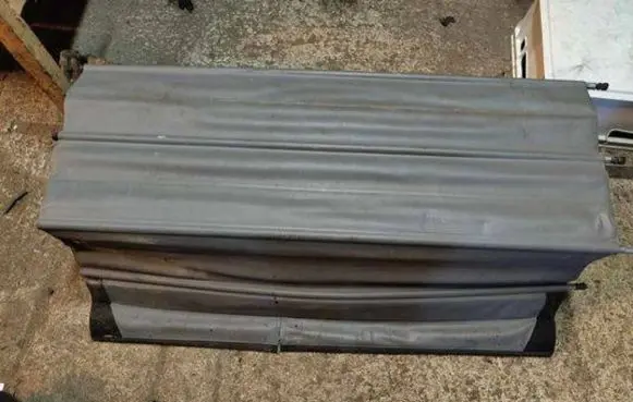 Volkswagen PASSAT B4 Parcel shelf load cover 