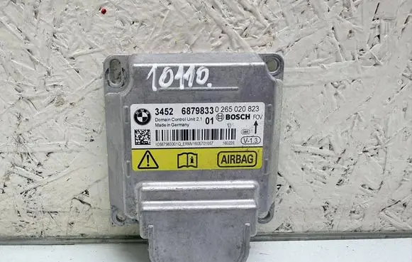 BMW 1 F20 F21 Airbag control unit/module 6879833
