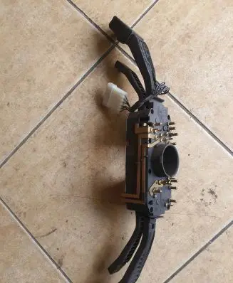 Audi 200 Indicator stalk 88SAEqB82 443953513