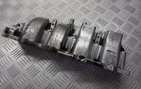 Renault Megane II Intake manifold 8200135480