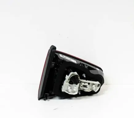 Volkswagen Golf VII Tailgate rear/tail lights 5G0945093AF