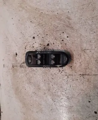 Renault Scenic II - Grand scenic II Electric window control switch 156018070