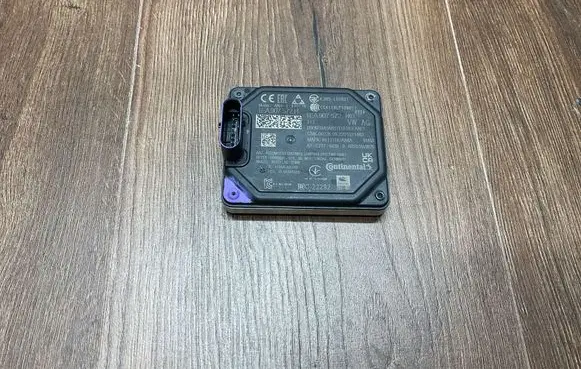 Volkswagen ID.4 Distronic sensor radar 1EA907572H 1EA907572