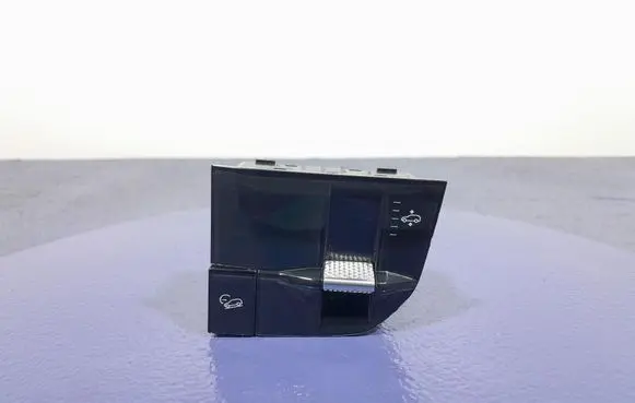 BMW X7 G07 Suspension ride height/mode switch 9495368