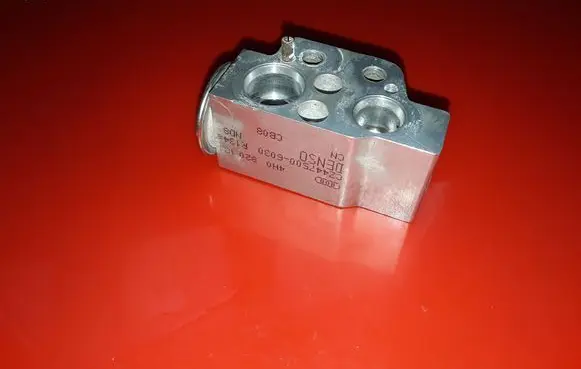 Audi A8 S8 D4 4H Air conditioning (A/C) expansion valve 4H0820181 CZ4475006030