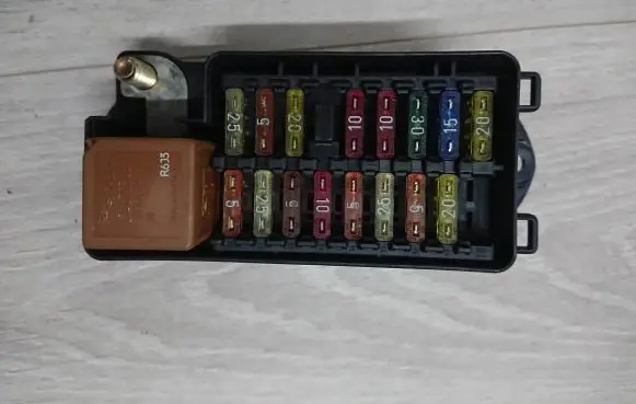 Jaguar XJ X300 Fuse box set LNA2800FB 065128050697 FUSE80X18AY