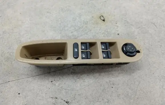 Alfa Romeo 159 Quarter vent window switch 156077483156077484