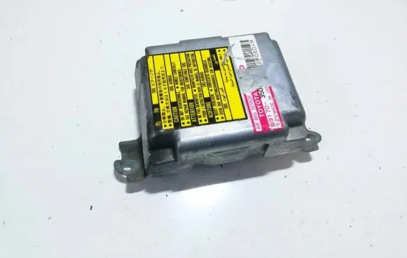 Toyota Land Cruiser (FJ80) Airbag control unit/module 891703504 89170-3504