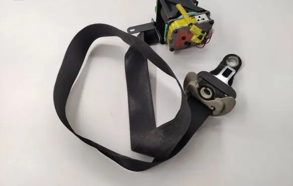 Toyota Verso Front seatbelt buckle