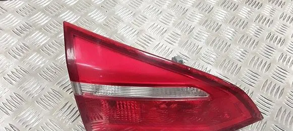 Ford Focus Tailgate rear/tail lights f1eb13a603ba