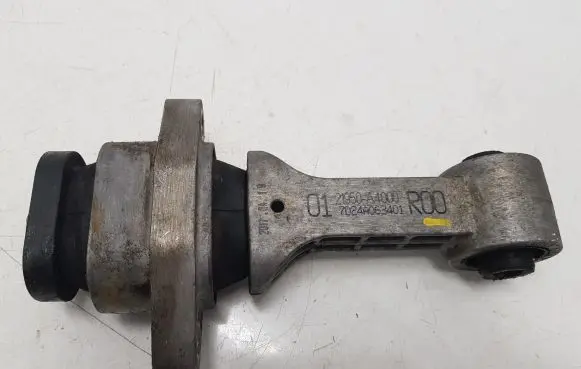 KIA Soul Engine mount bracket 21950A4000