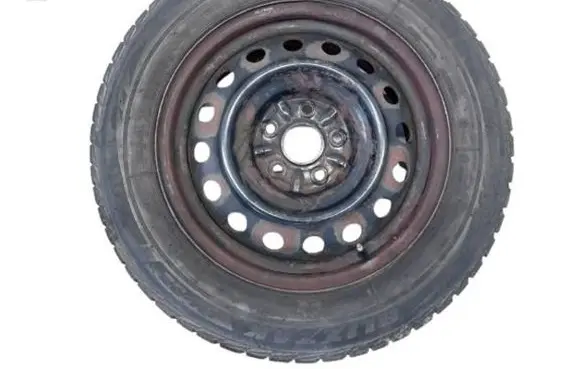 Toyota Avensis T270 R16 steel rim 