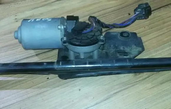 SsangYong Actyon Wiper motor