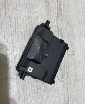 Ford Kuga III Distronic sensor radar LV4T19H406CF