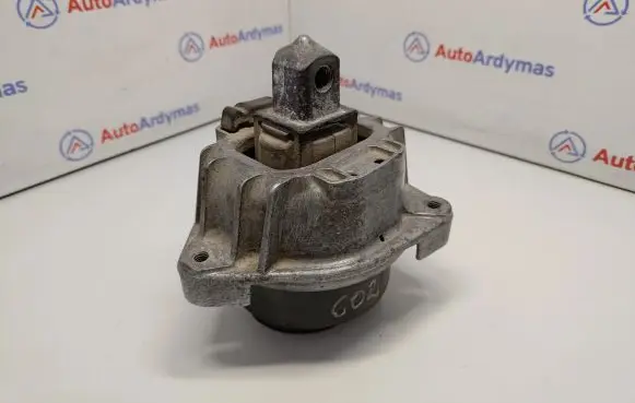 BMW 7 F01 F02 F03 F04 Engine mount bracket 6797184 22116797184 22116777374
