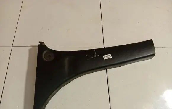 (B) pillar trim (top)