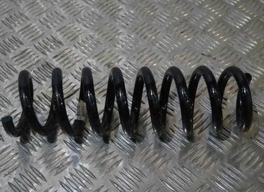 BMW 2 F22 F23 Rear coil spring