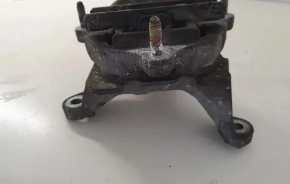 Gearbox mount