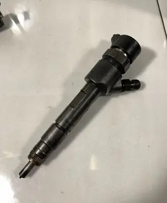 Renault Laguna II Fuel injector 0445110230