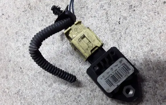 Fiat Croma Airbag deployment crash/impact sensor 51744862