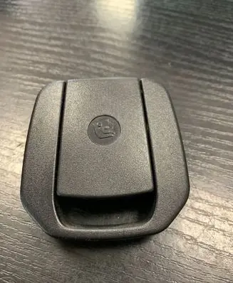 BMW 1 E81 E87 ISOFIX cover 7118673