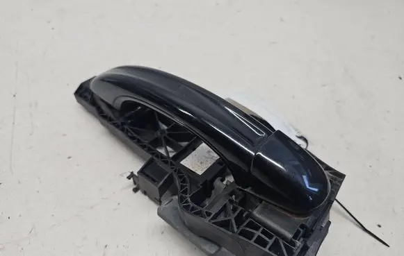 Audi Q7 4L Front door exterior handle 