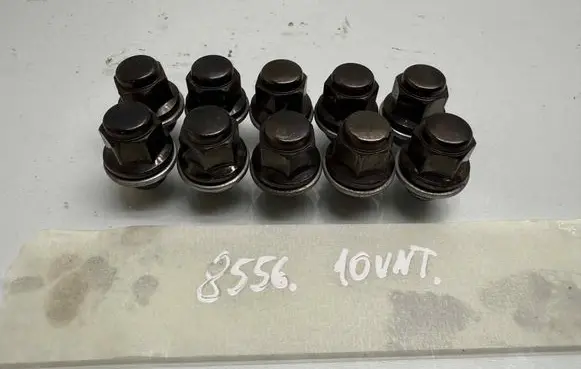 Toyota RAV 4 (XA50) Nuts/bolts 