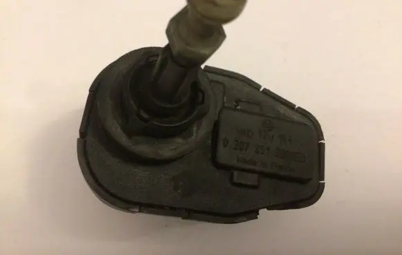 Ford Fiesta Headlight level adjustment motor 90F613K198AA