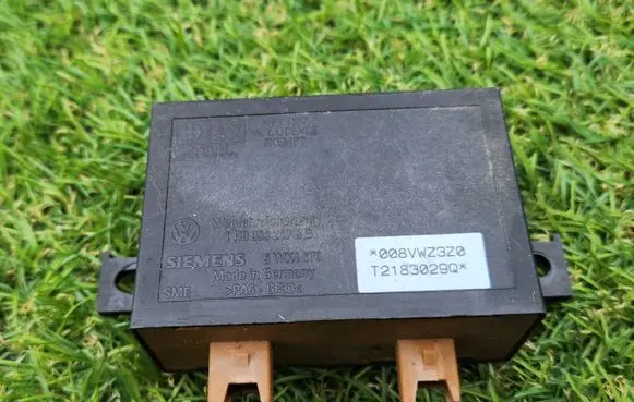 Volkswagen Polo III 6N 6N2 6NF Immobilizer control unit/module 1H0953257BB 5WK4678