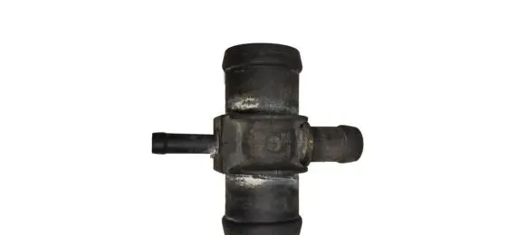 Volkswagen PASSAT B6 Engine coolant pipe/hose 1K0121087E