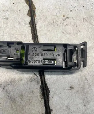 Mercedes-Benz S W220 Sensor A2208203326 5DF00795900