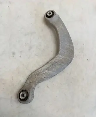 Rear control arm