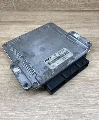 Renault Laguna II Engine control unit/module ECU 8200211711 0281010637
