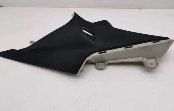 Mercedes-Benz CLS C218 X218 (C) pillar trim A2186901026