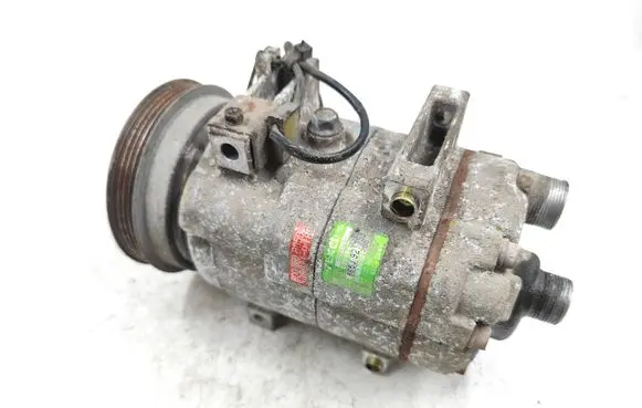 Volkswagen PASSAT B5 Air conditioning (A/C) compressor (pump) 8D0260805D 5060310780 865J92175S
