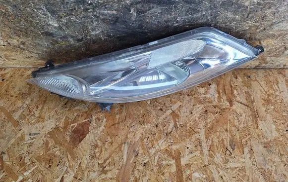 Nissan Juke I F15 Front indicator light 