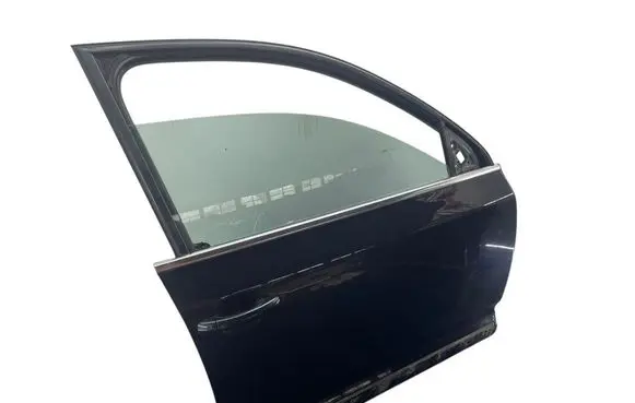 Volkswagen Touareg I Front door LC9Z