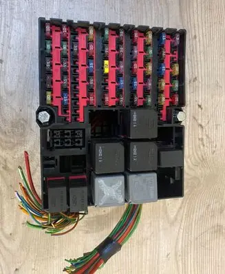 Ford Fusion Fuse box set 2N1T14401MH